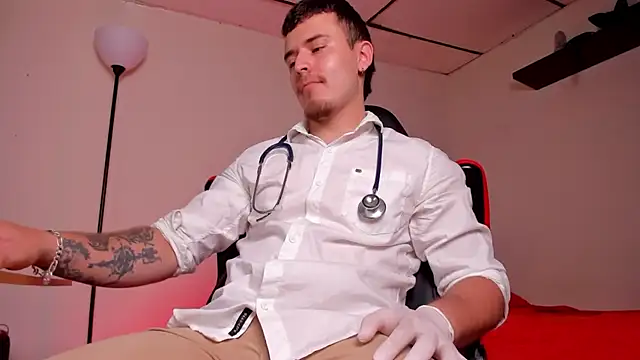 james connor2 online show from 10/15/25, 07:47