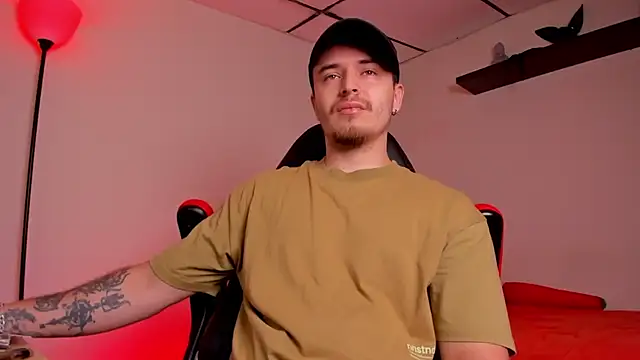 james connor2 online show from 10/20/25, 07:25