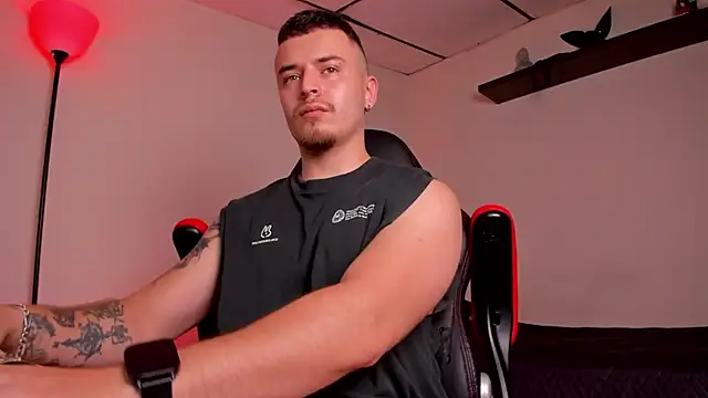 james connor2 online show from 10/24/25, 07:32