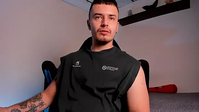 james connor2 online show from 01/08/26, 07:38