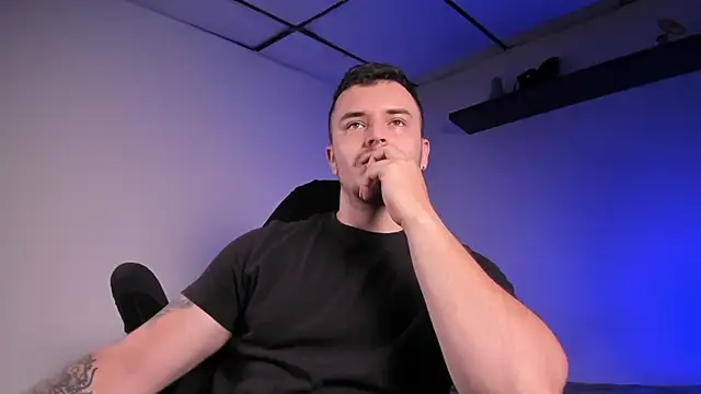 james connor2 online show from 04/13/26, 06:57