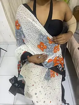 Snapshot of NethuQueen chatting on 02/26/25, 05:53 NethuQueen online show from 02/26/25, 05:53