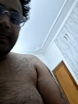 Snapshot of shree7776trrr chatting on 11/14/25, 03:55 shree7776trrr online show from 11/14/25, 03:55