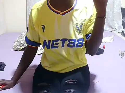 slender sweet online show from 05/12/26, 12:02