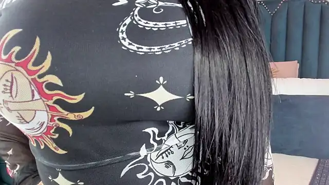 samara warren online show from 11/26/25, 01:56