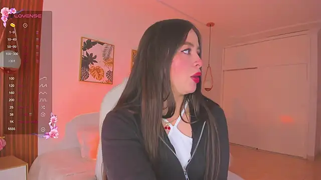 TiffanyWright online show from 03/07/25, 12:45