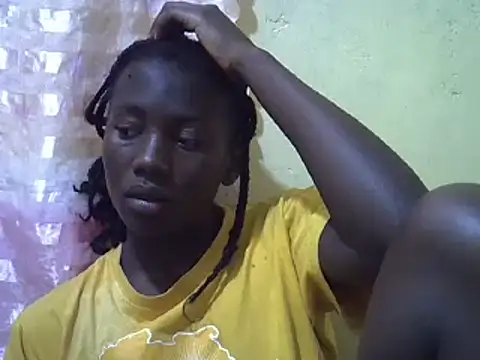 Snapshot of sweety2_ chatting on 03/13/25, 01:29 sweety2 online show from 03/13/25, 01:29