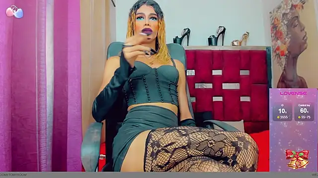 Snapshot of dirtycock2002 chatting on 01/10/25, 09:34 dirtycock2002 online show from 01/10/25, 09:34