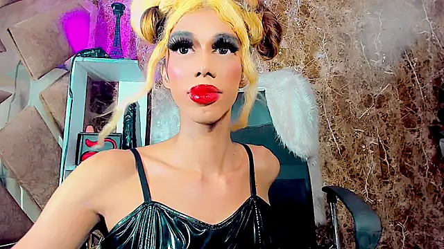 Snapshot of dirtycock2002 chatting on 09/30/25, 06:40 dirtycock2002 online show from 09/30/25, 06:40