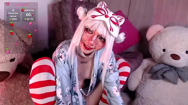 Snapshot of Alicedangerrr chatting on 03/11/25, 01:48 Alicedangerrr online show from 03/11/25, 01:48