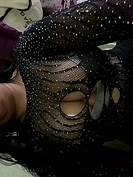 GreciaKMQ online show from 01/18/26, 01:09