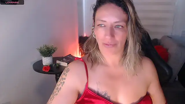 steisyhills online show from 02/25/25, 01:17