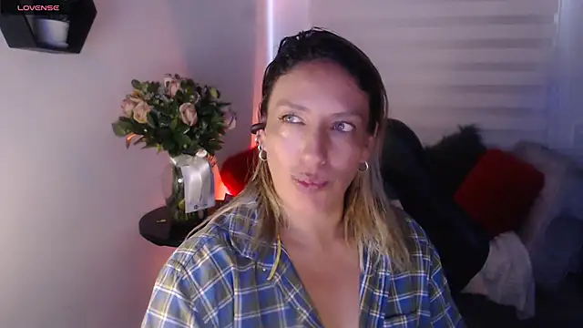 steisyhills online show from 03/13/25, 01:18
