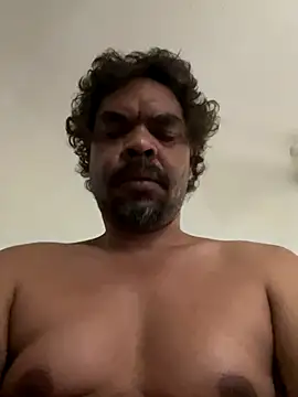 Wazz Handsome online show from 11/24/25, 04:23