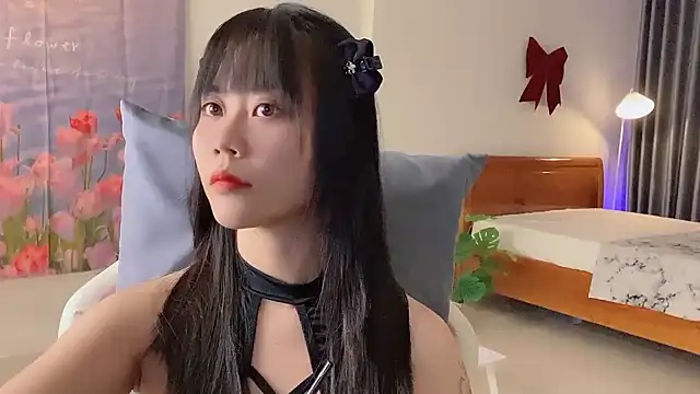 Snapshot of -rosiie- chatting on 03/03/25, 02:48 -rosiie- online show from 03/03/25, 02:48