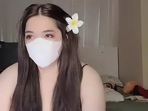 Snapshot of family196 chatting on 02/15/26, 10:25 family196 online show from 02/15/26, 10:25