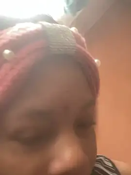 NAUGHTYSHALOTXX online show from 04/22/26, 12:07