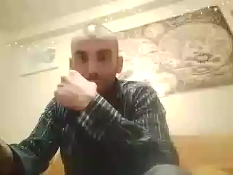 Snapshot of DrbigdickUK chatting on 12/16/24, 10:24 DrbigdickUK online show from 12/16/24, 10:24