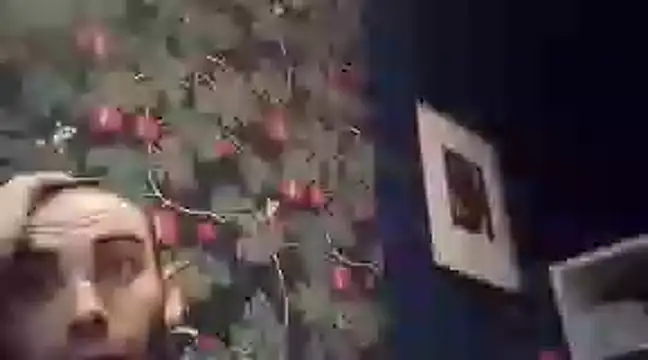 Snapshot of DrbigdickUK chatting on 12/26/24, 04:14 DrbigdickUK online show from 12/26/24, 04:14