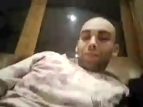 Snapshot of DrbigdickUK chatting on 01/01/25, 06:59 DrbigdickUK online show from 01/01/25, 06:59