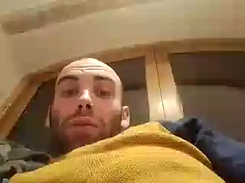 Snapshot of DrbigdickUK chatting on 01/05/25, 09:14 DrbigdickUK online show from 01/05/25, 09:14