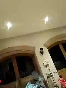 Snapshot of DrbigdickUK chatting on 01/07/25, 11:24 DrbigdickUK online show from 01/07/25, 11:24