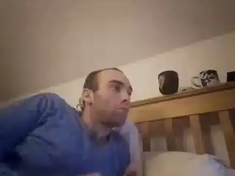 Snapshot of DrbigdickUK chatting on 01/22/25, 01:10 DrbigdickUK online show from 01/22/25, 01:10