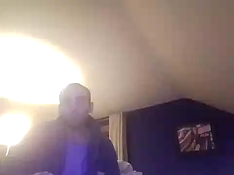 Snapshot of DrbigdickUK chatting on 01/24/25, 12:31 DrbigdickUK online show from 01/24/25, 12:31