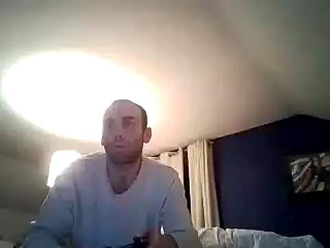 Snapshot of DrbigdickUK chatting on 01/24/25, 11:23 DrbigdickUK online show from 01/24/25, 11:23