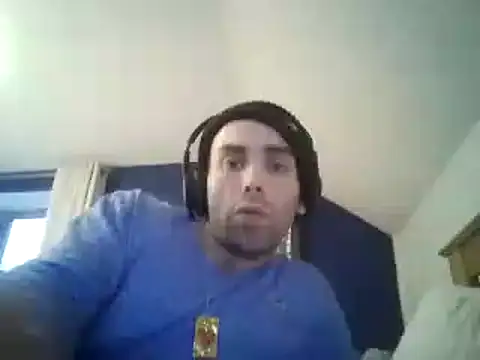 Snapshot of DrbigdickUK chatting on 01/28/25, 04:52 DrbigdickUK online show from 01/28/25, 04:52