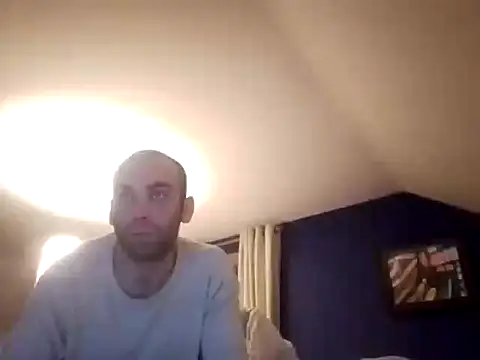 Snapshot of DrbigdickUK chatting on 02/06/25, 10:10 DrbigdickUK online show from 02/06/25, 10:10