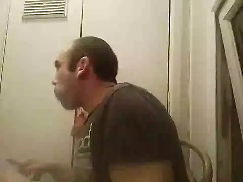 Snapshot of DrbigdickUK chatting on 02/20/25, 07:30 DrbigdickUK online show from 02/20/25, 07:30