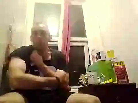 Snapshot of DrbigdickUK chatting on 09/09/25, 10:09 DrbigdickUK online show from 09/09/25, 10:09