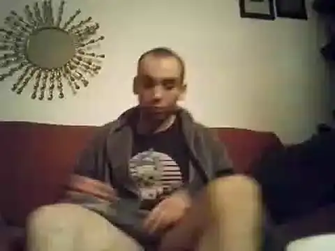 Snapshot of DrbigdickUK chatting on 10/17/25, 07:49 DrbigdickUK online show from 10/17/25, 07:49