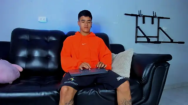 Rob saenz  online show from 02/20/25, 12:47