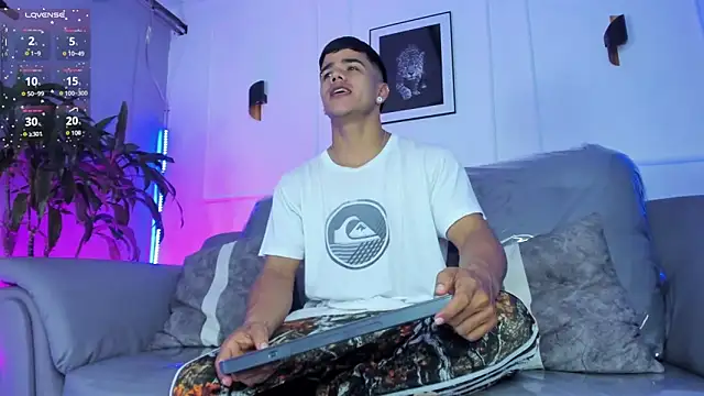 Rob saenz  online show from 01/09/26, 02:20