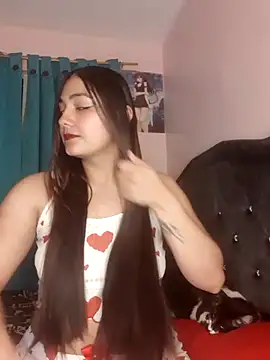 Nahiara velez online show from 12/11/24, 11:21