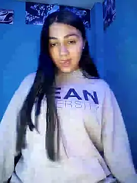 Nahiara velez online show from 10/11/25, 01:05