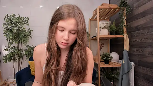 MaryannSoftt online show from 02/06/25, 04:14