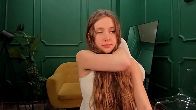 MaryannSoftt online show from 03/12/25, 06:22