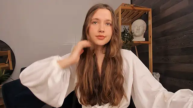 MaryannSoftt online show from 11/25/25, 04:18