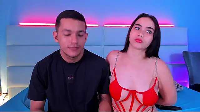 Snapshot of SophieRoyals chatting on 12/24/24, 04:51 SophieRoyals online show from 12/24/24, 04:51