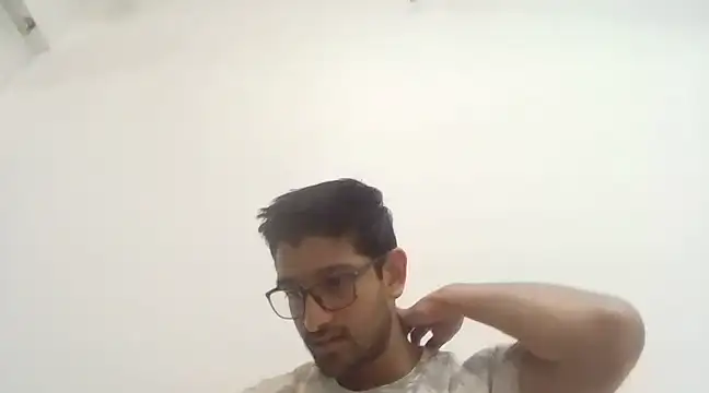 Snapshot of arjun_077 chatting on 02/25/25, 07:14 arjun 077 online show from 02/25/25, 07:14