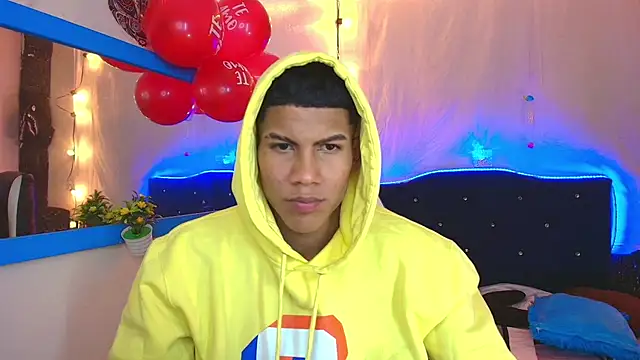 Damian latinxxx online show from 02/14/25, 06:12