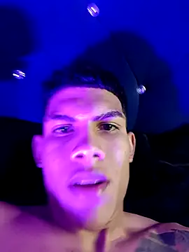 Damian latinxxx online show from 02/21/25, 11:01