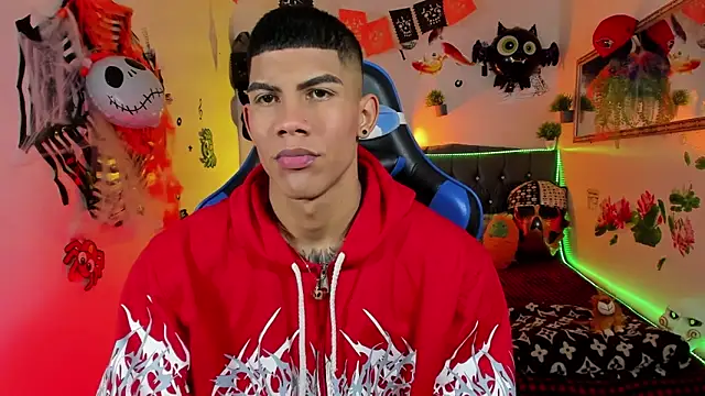 Damian latinxxx online show from 10/29/25, 03:20