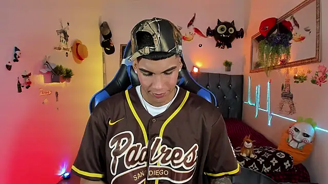 Damian latinxxx online show from 11/07/25, 03:17