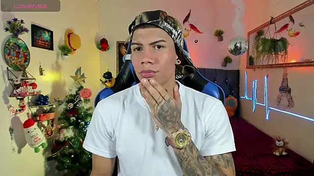 Damian latinxxx online show from 11/27/25, 02:57