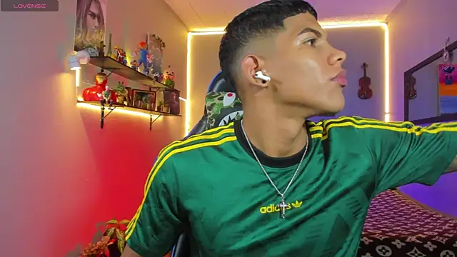 Damian latinxxx online show from 07/10/26, 09:01