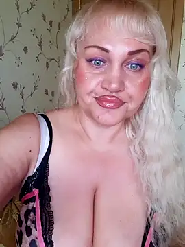 IsabellaBoni online show from 10/01/25, 06:19